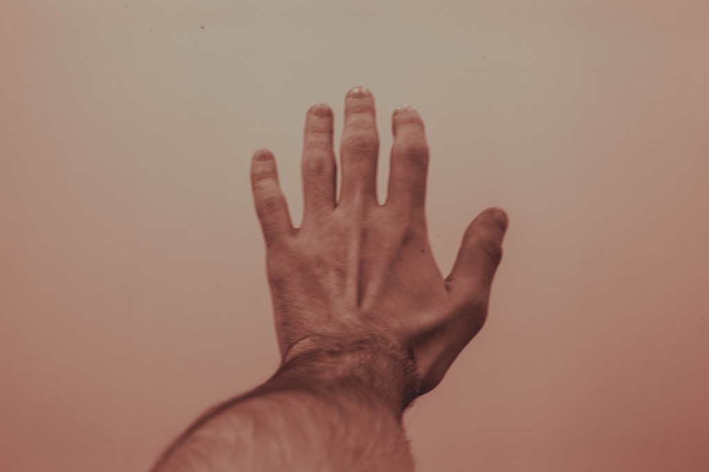Мозг, пальцы, жвачка: 7 мифов о человеческом организме
