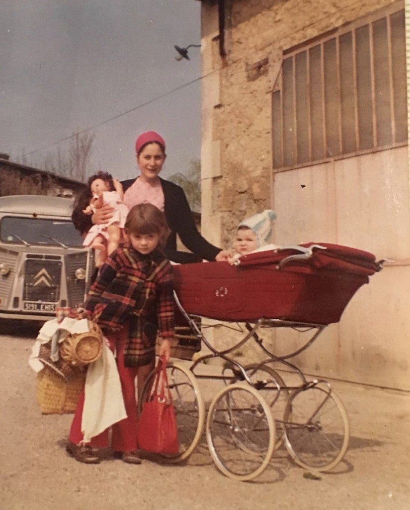 С любовью, Симон-Порт: Жакмюс поделился архивными фотографиями своего детства