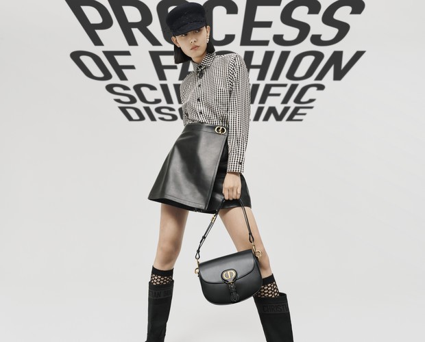 Dior выпустил новую сумку, названную в честь домашнего питомца