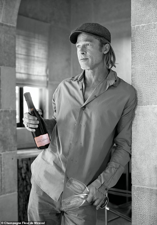 Брэд Питт выпустил розовое шампанское Fleur de Miraval