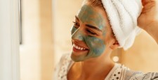Готовим маски для лица дома. 3 эффективных рецепта для увлажнения кожи