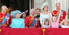 Вражда по-королевски: 7 фактов о конфликте принца Гарри с королевской семьей