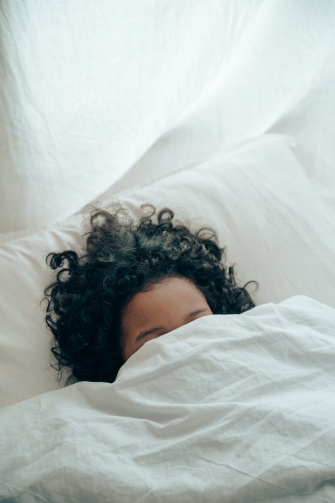 Уснуть за 1 минуту: Практика №2, которая поможет быстро уснуть