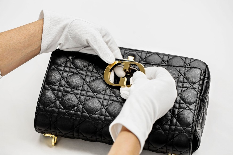 Объект желания: новая сумка Dior Caro