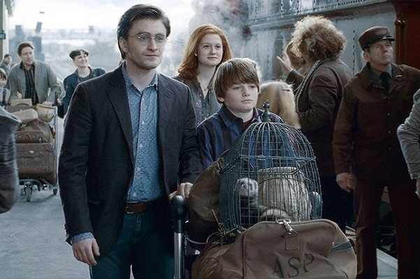 "Гарри Поттер и проклятое дитя" станет художественным фильмом