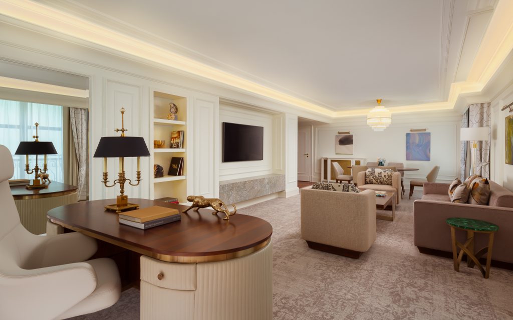 Как выглядят обновленные номера и люксы в The Ritz-Carlton, Moscow?