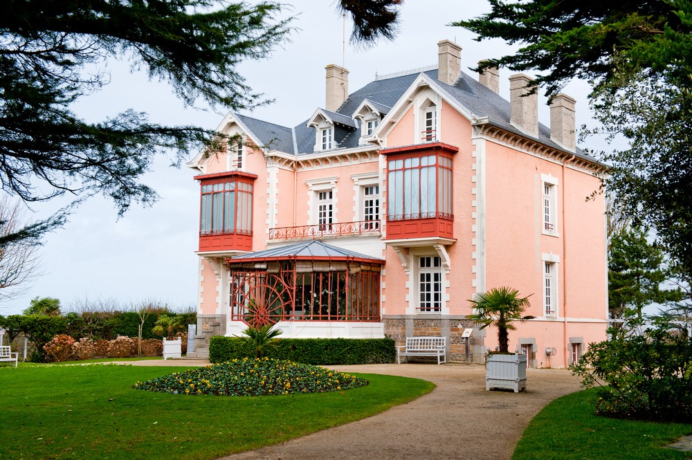 La vie en rose: розовый дом, в котором жил Диор