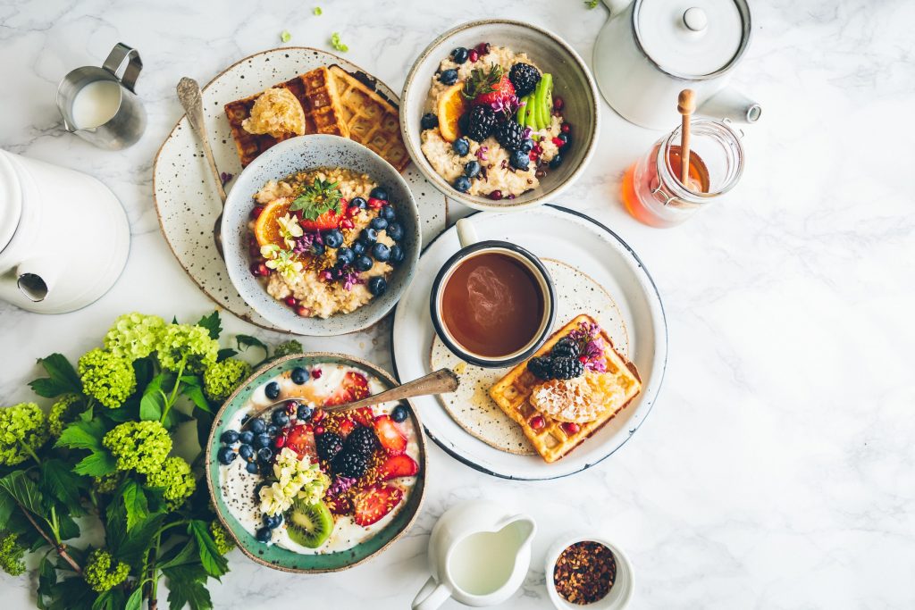 Бодрое утро: как приучить себя к завтраку?