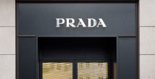 Prada подняла выручку на 60% за первое полугодие 2021 года