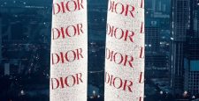 Dior сделали самое эффектное приглашение на выставку в Китае