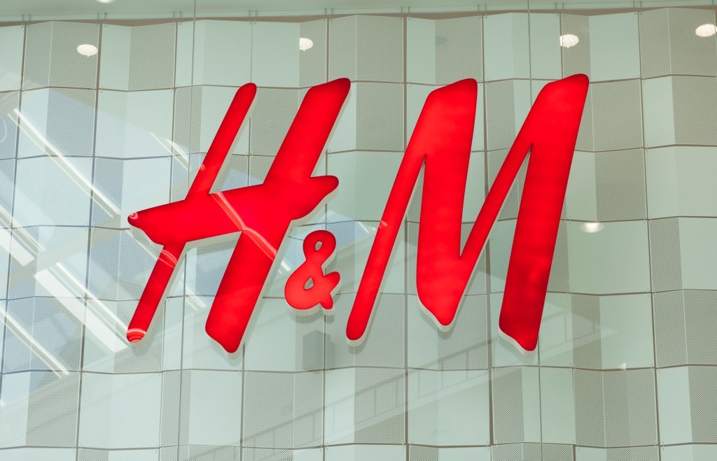 H&M сделали совместную коллекцию вместе с индийским брендом Sabyasachi
