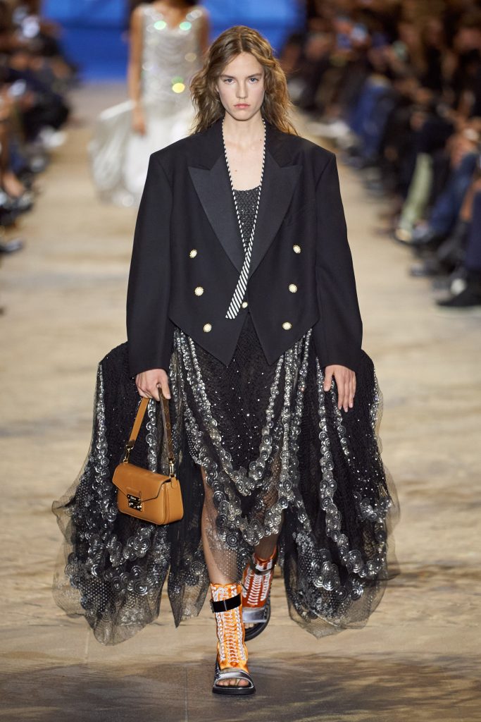 Парижская неделя моды: Louis Vuitton SS22
