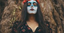 Хэллоуин 2021: простые идеи для макияжа