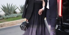 Звездный стиль: Дженнифер Лопес и Эмма Робертс с одинаковыми сумочками