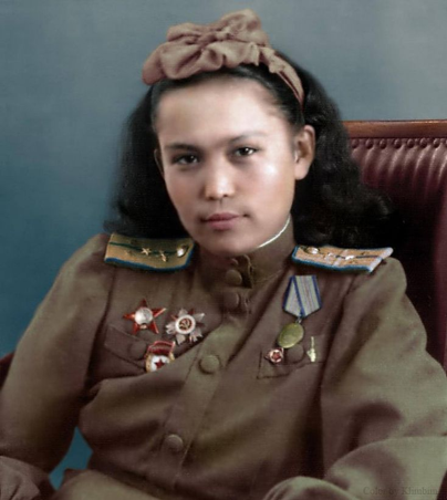 Женщины, изменившие историю Казахстана: Хиуаз Доспанова – единственная летчица-казашка