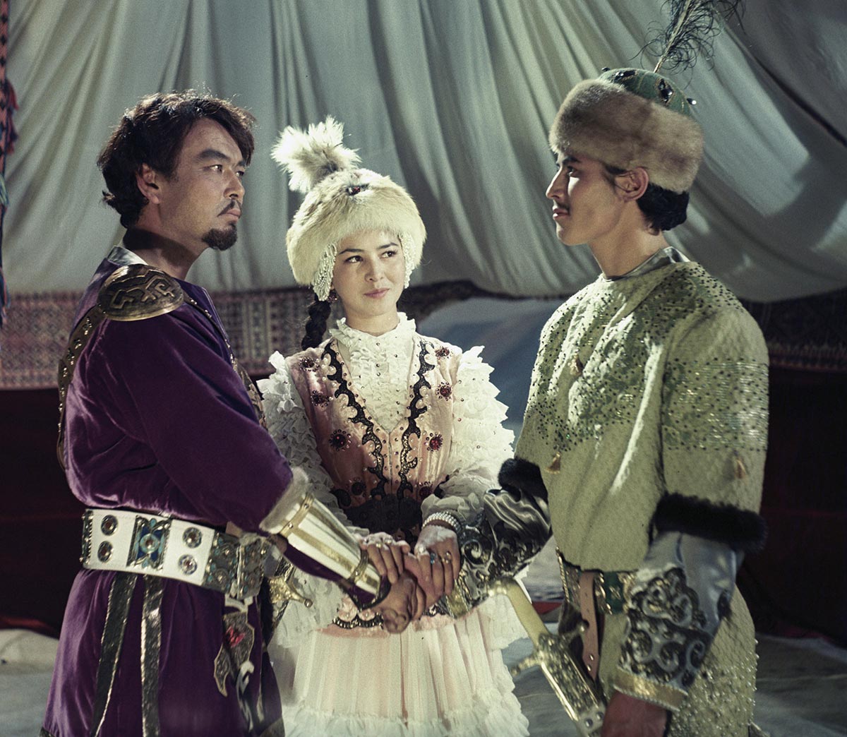 Amour-махаббат: 10 прекрасных казахстанских фильмов о любви