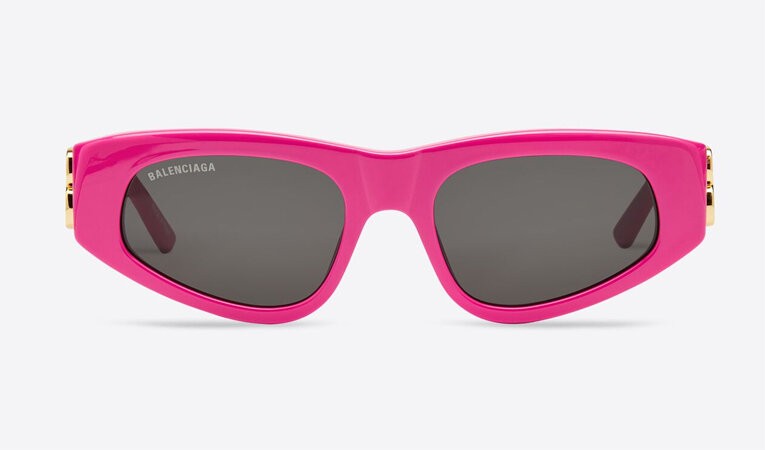 Готовимся к лету: самые модные солнцезащитные очки 2022