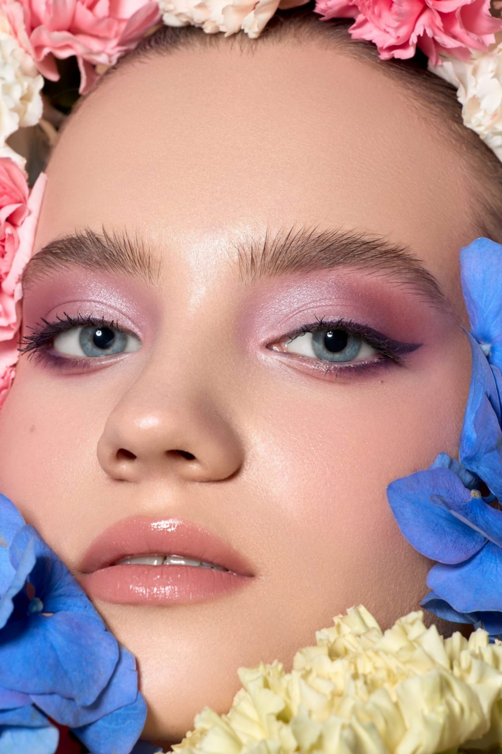 5 идей макияжа в розовых оттенках на все случаи жизни