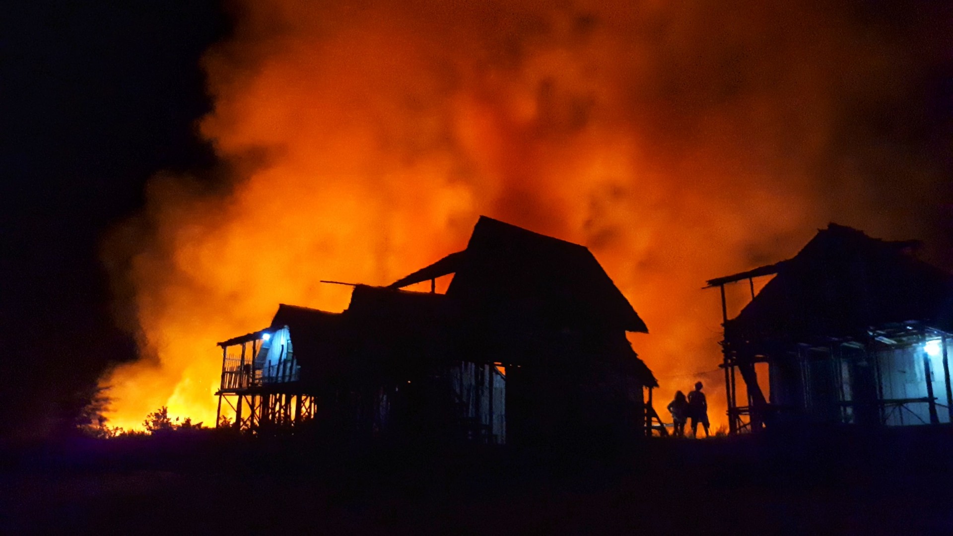 помочь пострадавшим от пожаров в Костанае