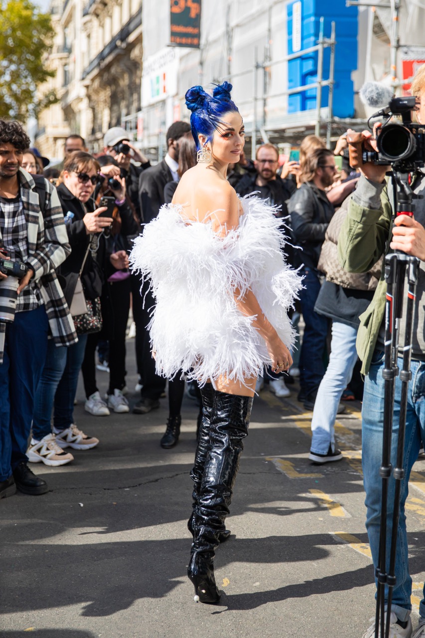 Стритстайл на Неделе моды в Париже весна-лето 2023