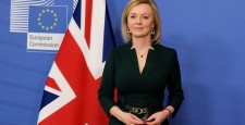 Почему премьер-министорка Великобритании Лиз Трасс подала в отставку после 45 дней службы?