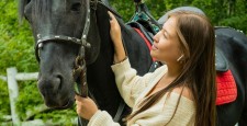 Где можно покататься на лошадях в Алматы и Астане?