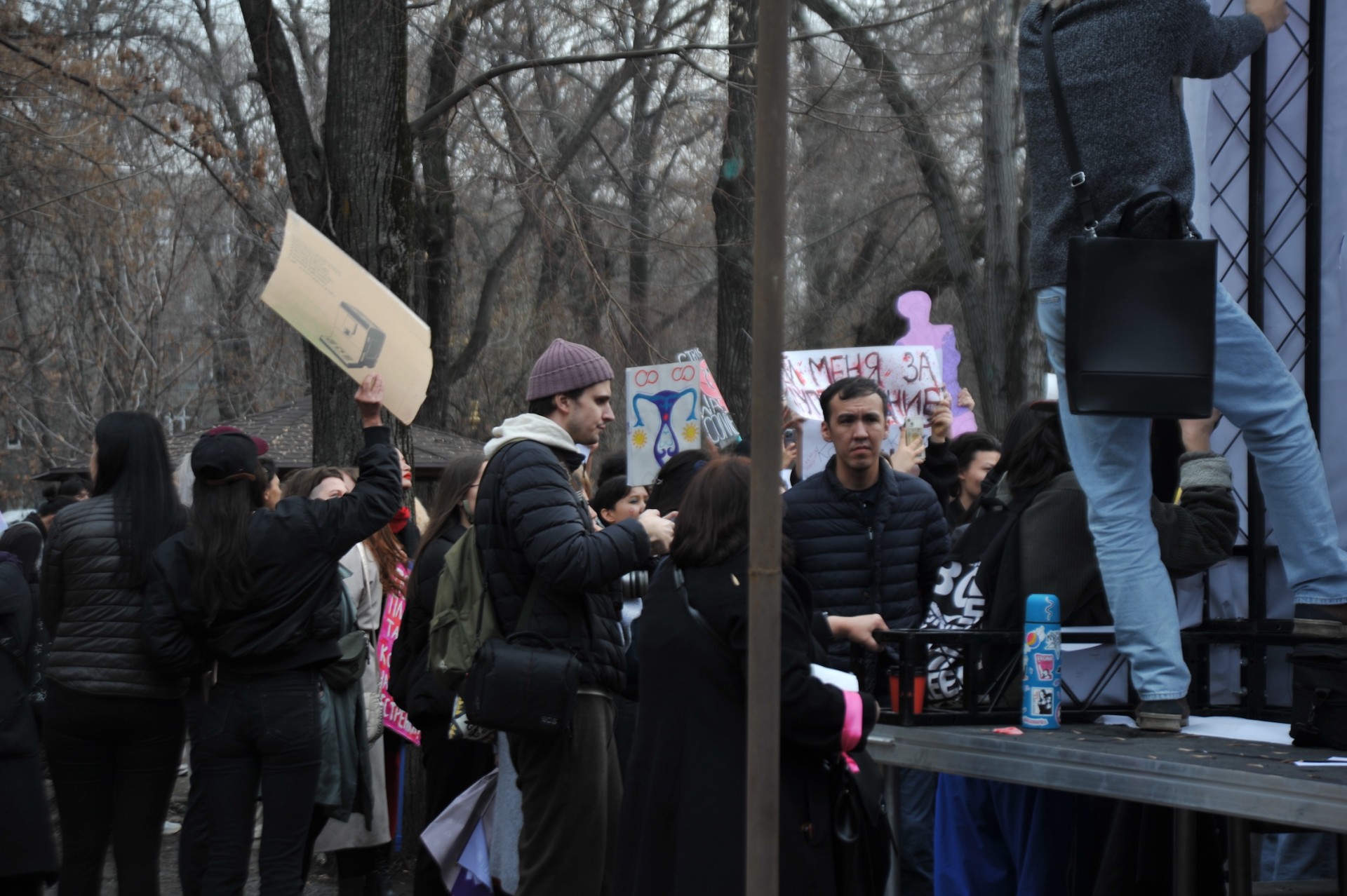 митинг за права женщин в Алматы