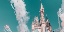10 женщин подали в суд на Disney по этой причине