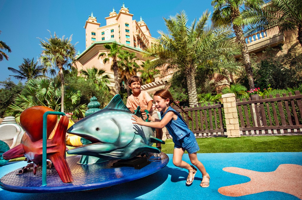 Топ-10 активностей для семейного отдыха в Atlantis, The Palm
