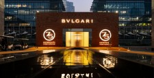 75 лет бесконечных историй: Bulgari открыл выставку в Дубае