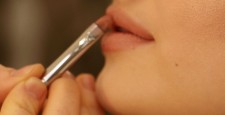 «Медовые губы»‎: как сделать идеальный осенний макияж?