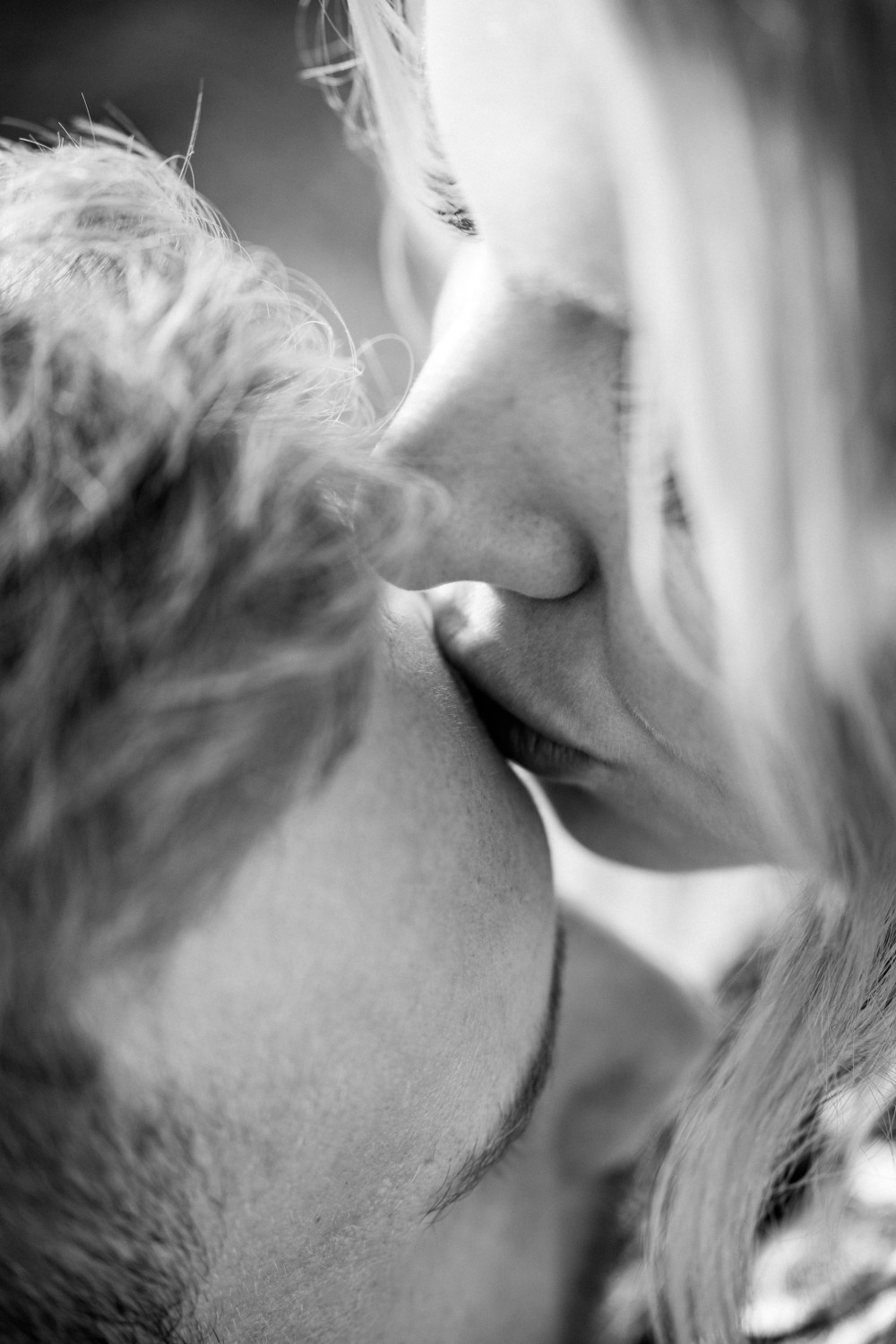 Пара, мужчина и женщина, интим, поцелуй, САР, сезонное аффективное расстройство
