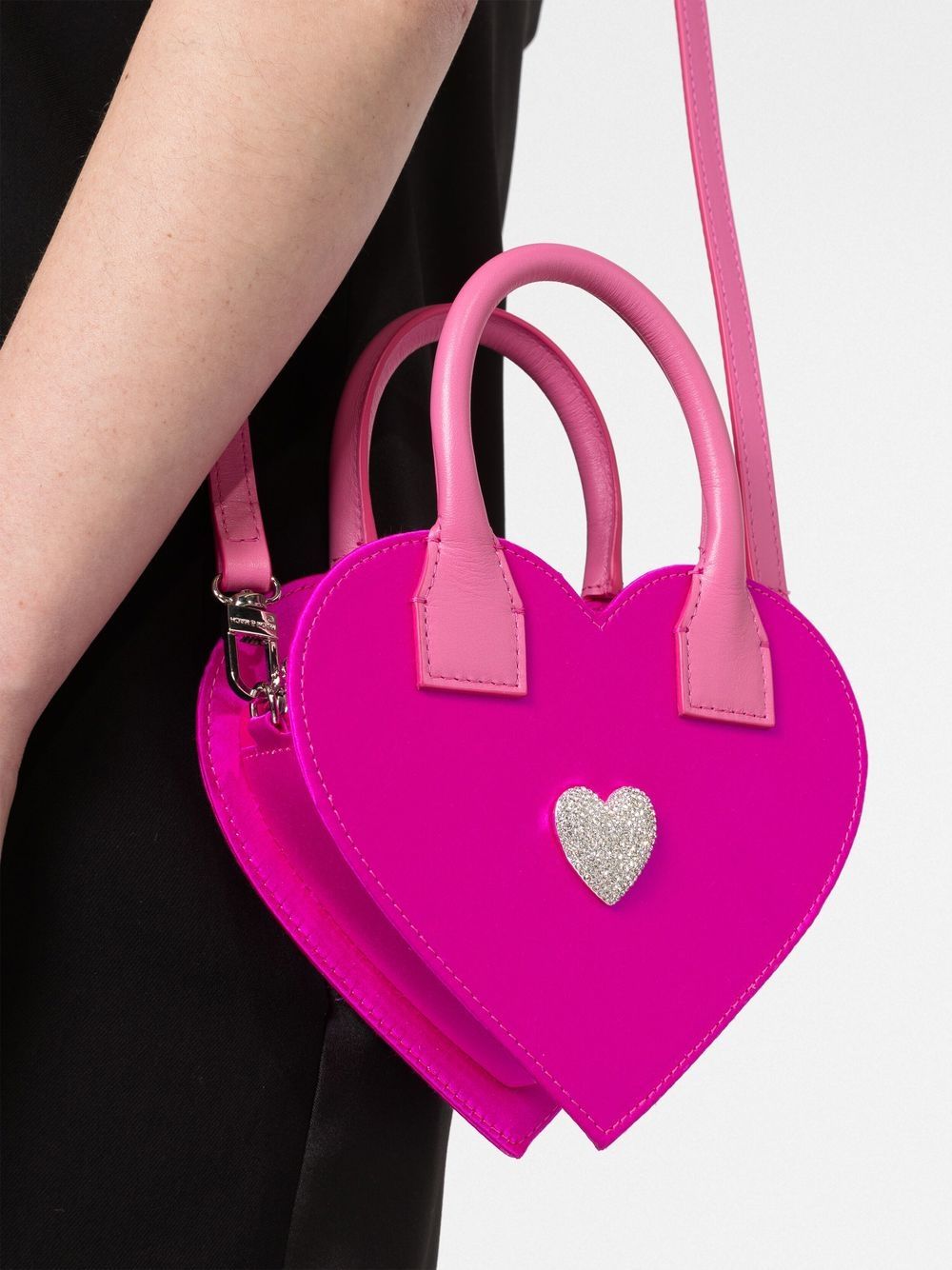 сумка в форме сердца 