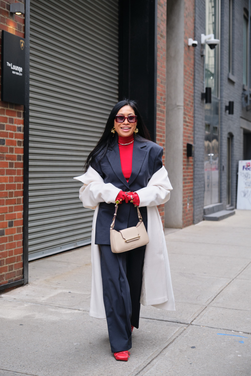 Бриджи, сумка-сердце и fluffy-детали: стритстайл-хроника Недели моды в Нью-Йорке