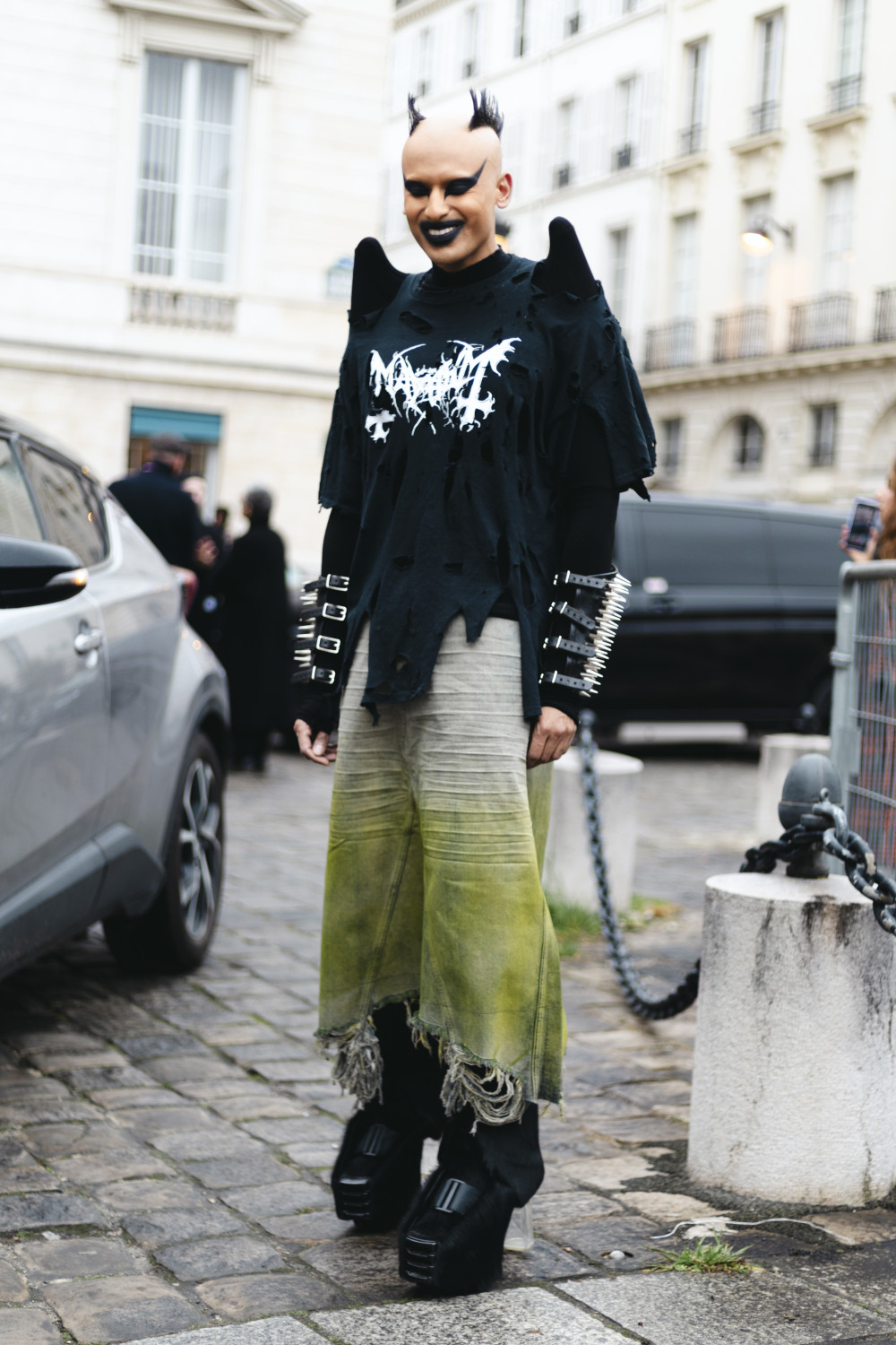 стритстайл Недели моды в Париже AW 2024
