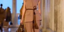 Готика, тюрбаны и восточные мотивы в круизной коллекции Max Mara