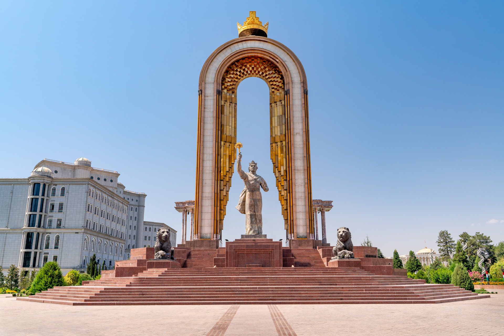 Памятники Таджикистана