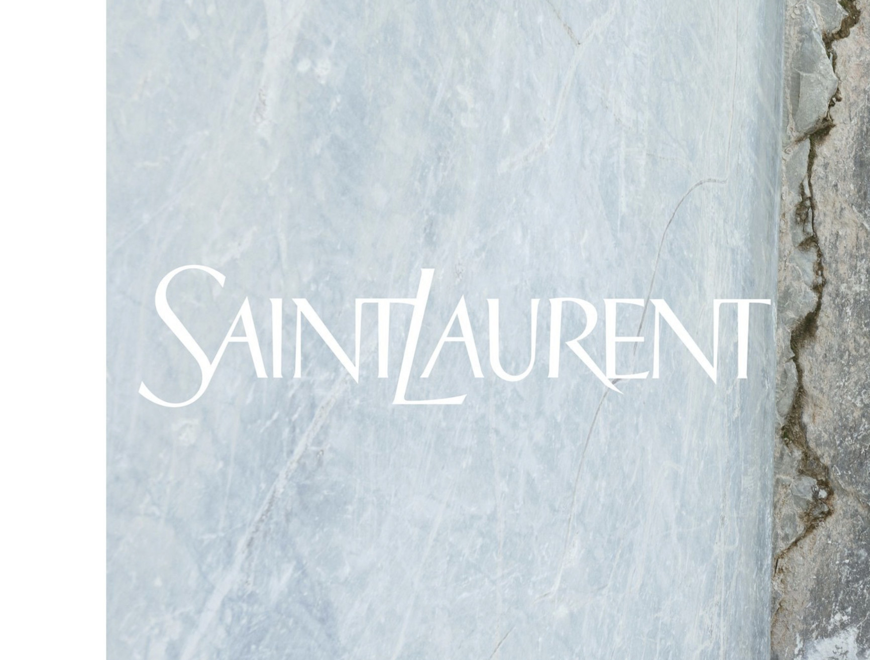 Белла Хадид Saint Laurent