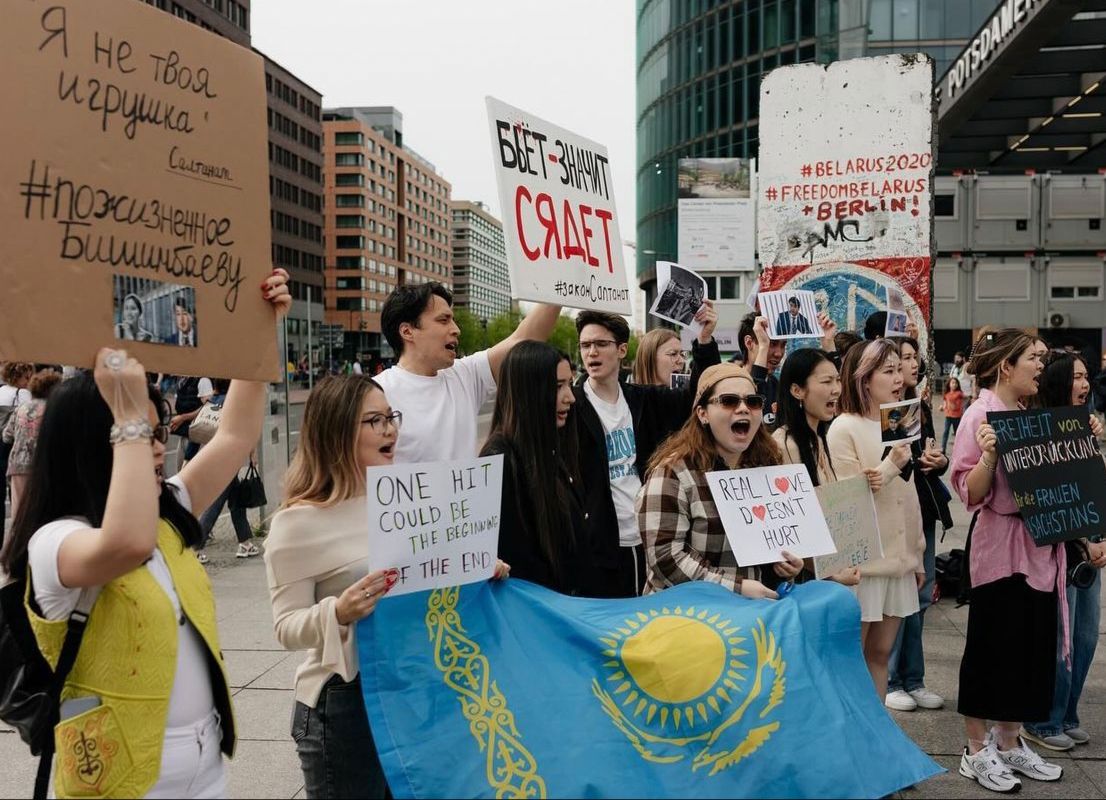 Мирные митинги за Салтанат в Европе